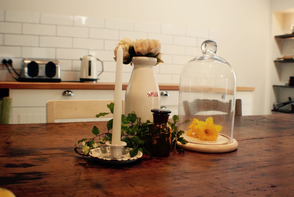 3 Bedroom Cottage | In-room dining