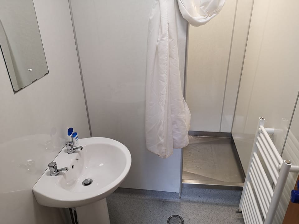 Family Room, 1 Bedroom | Bathroom | Toilet paper