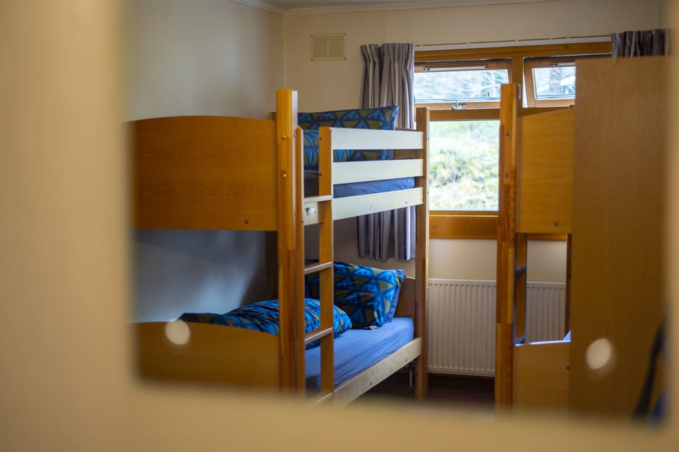 Bed sheets, wheelchair access