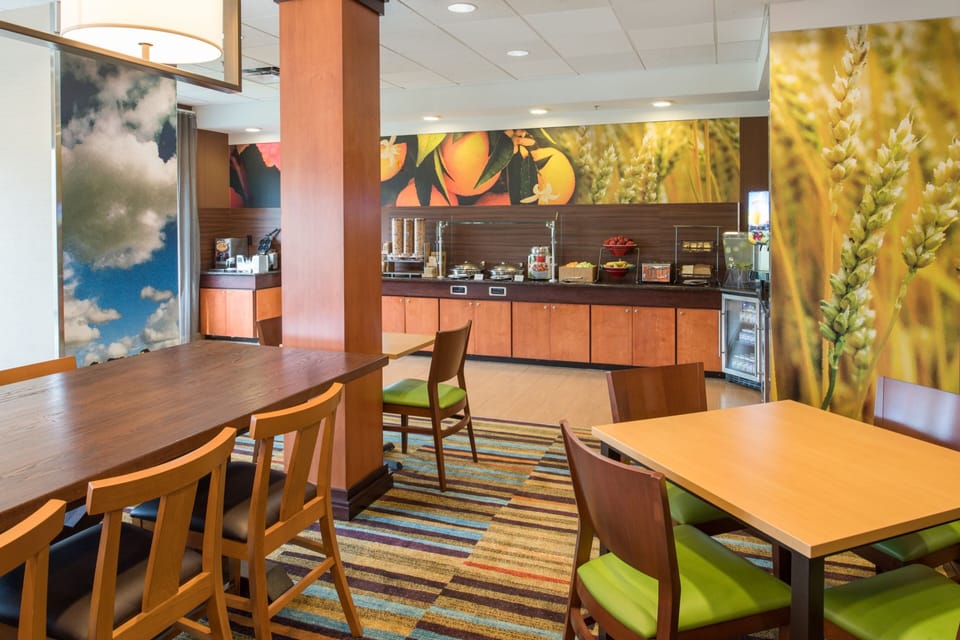 Free continental breakfast