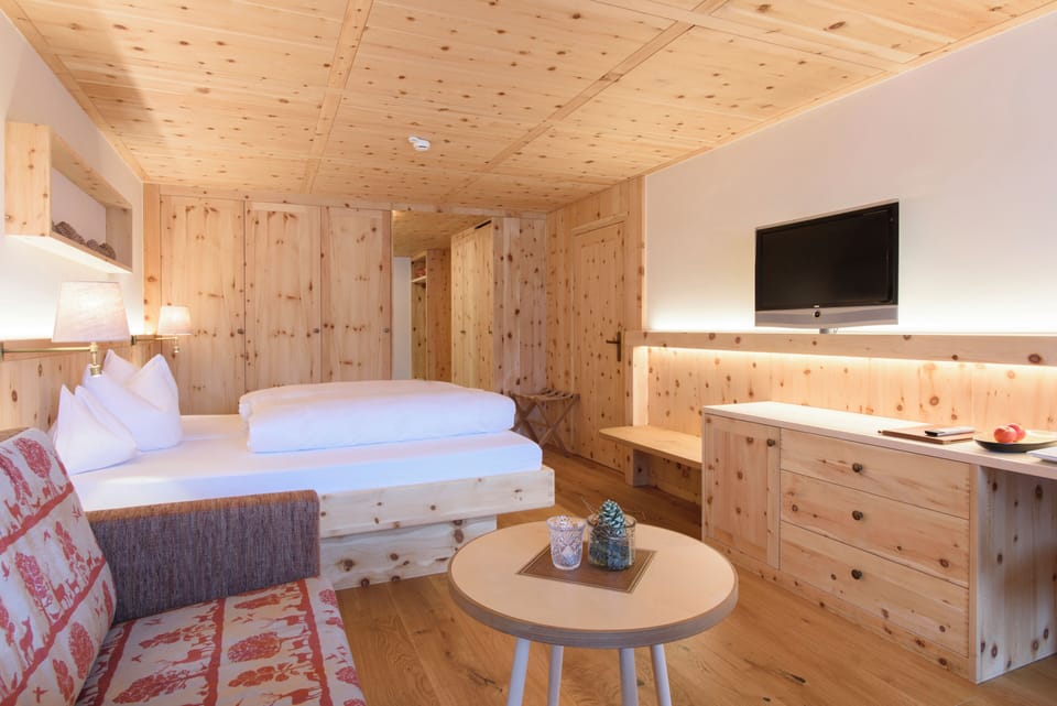 Superior double room Swiss stone pine 40sqm | Minibar, in-room safe, desk, free WiFi