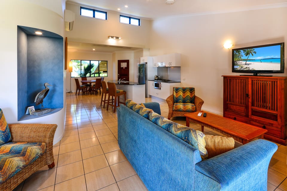 Apartment, 1 Bedroom (Anchorage 10) | Living area | Flat-screen TV, DVD player