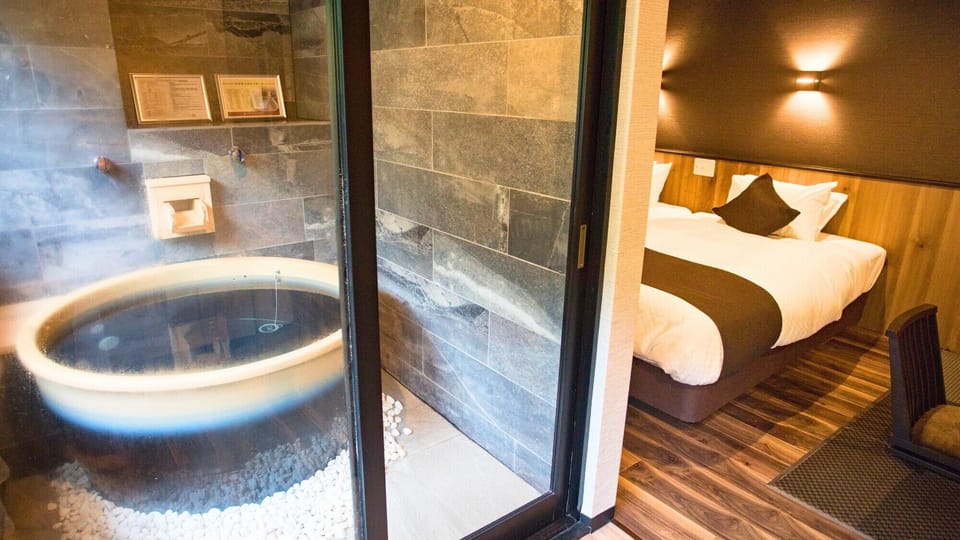 Modern Western Suite Japanese Western Room with Open-air Bath, Non Smoking | Premium bedding, in-room safe, desk, iron/ironing board
