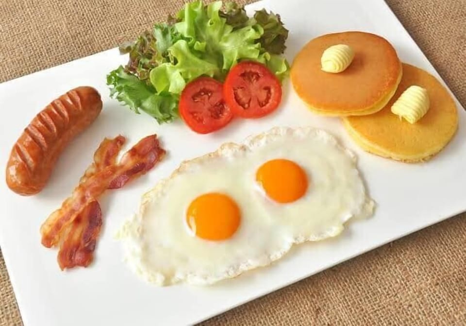 Daily English breakfast for a fee