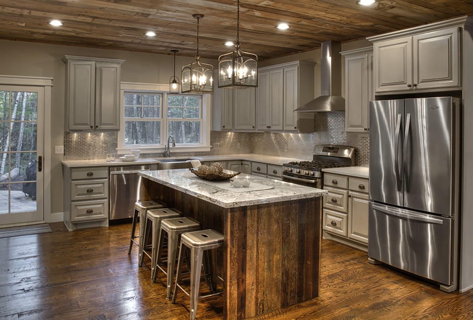 5 Bdrm on Nokomis at Grand View Lodge | Living area | Flat-screen TV