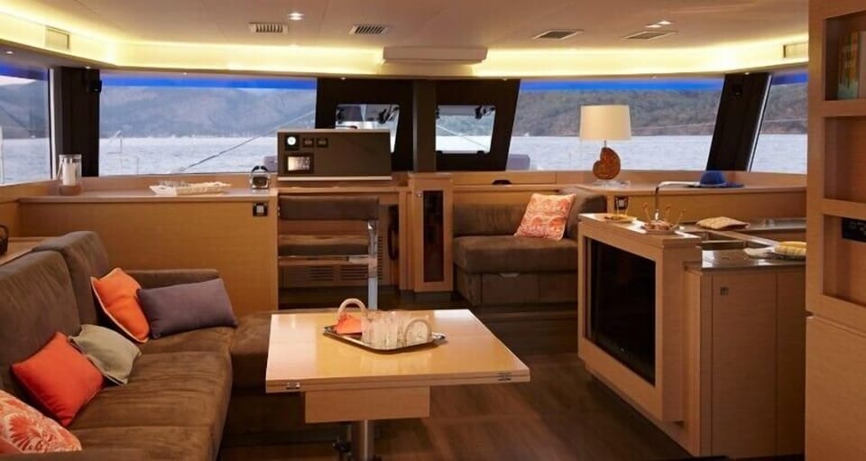 Ipanema 58 Private Yacht | Living area | TV