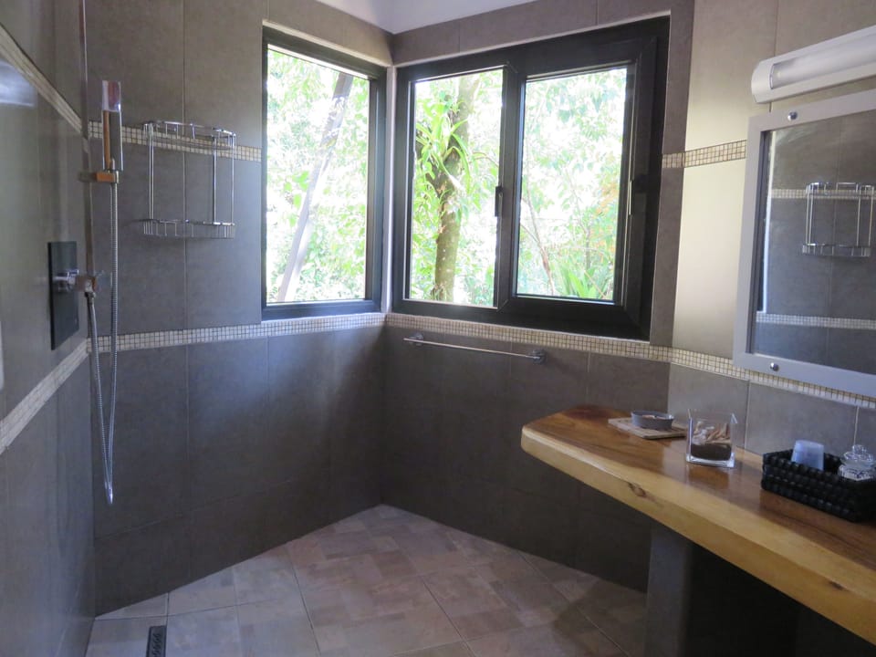 Romantic Room, Kitchenette, Garden View | Bathroom shower
