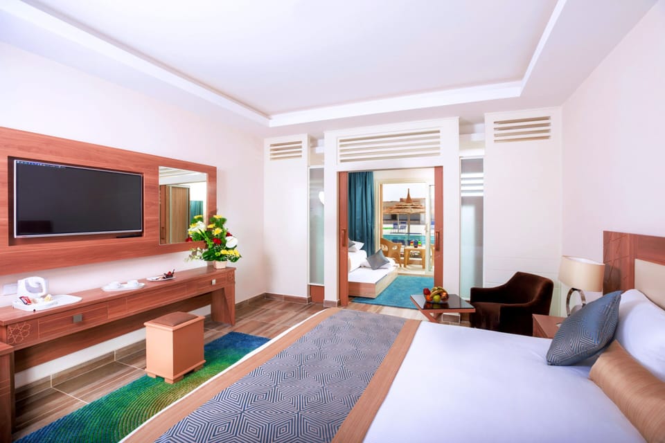 Minibar, in-room safe, desk, soundproofing