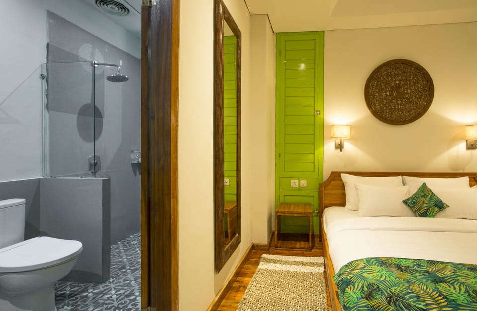 In-room safe, desk, blackout drapes, WiFi (free)