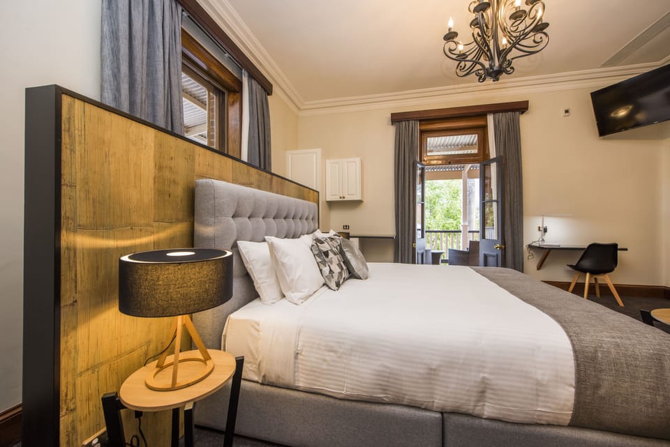 Suite 2 - Deluxe King Suite | Premium bedding, desk, blackout drapes, soundproofing
