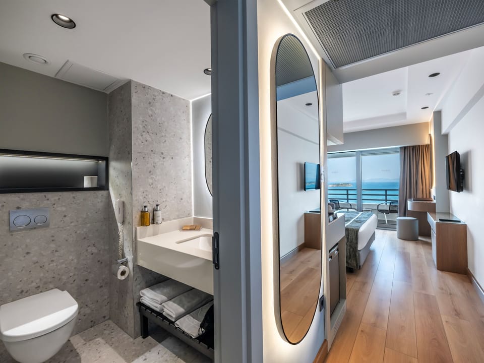 Standard Double or Twin Room, 1 Double Bed, Sea View | Minibar, in-room safe, desk, free WiFi