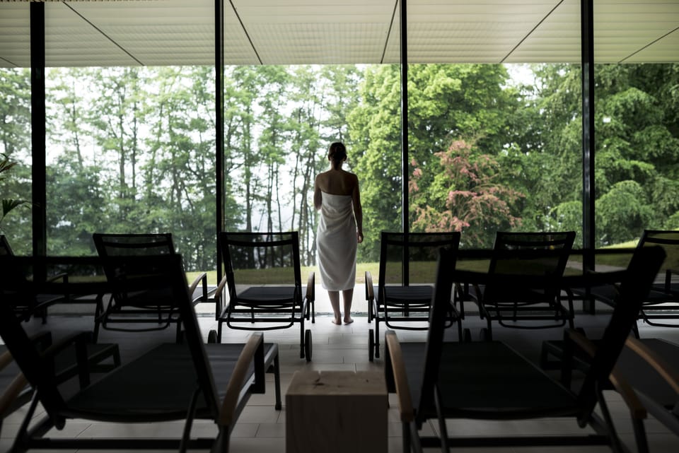 Sauna, steam room, body treatments, hot stone massages, body wraps