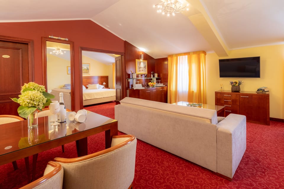 Superior Suite | Living area | LCD TV