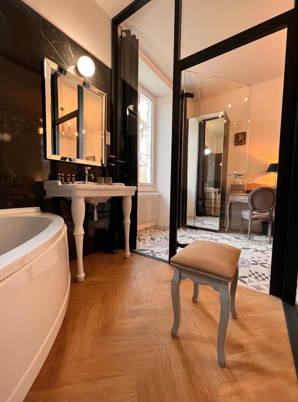 Deluxe Double Room | Bathroom | Designer toiletries, hair dryer, towels, soap