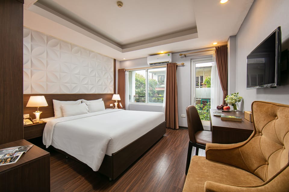 Junior Double Room, City View | Premium bedding, minibar, in-room safe, desk