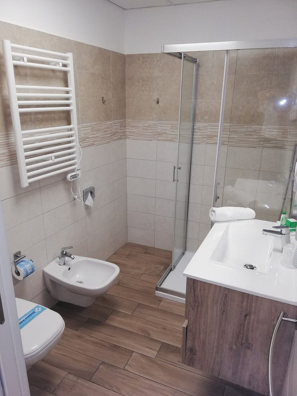 Family Room, Terrace, Lake View | Bathroom | Free toiletries, hair dryer, slippers, bidet