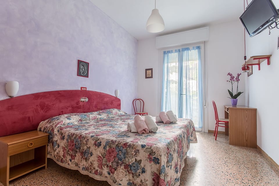 Double or Twin Room | In-room safe, desk, iron/ironing board, cribs/infant beds