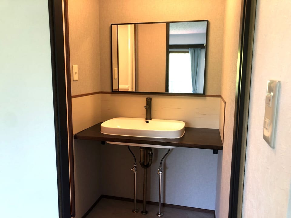 Connecting room [3 beds + 3 futons, 4th floor, No elevator, Mountain side] Non-smoking | Bathroom | Combined shower/tub, free toiletries, hair dryer, towels
