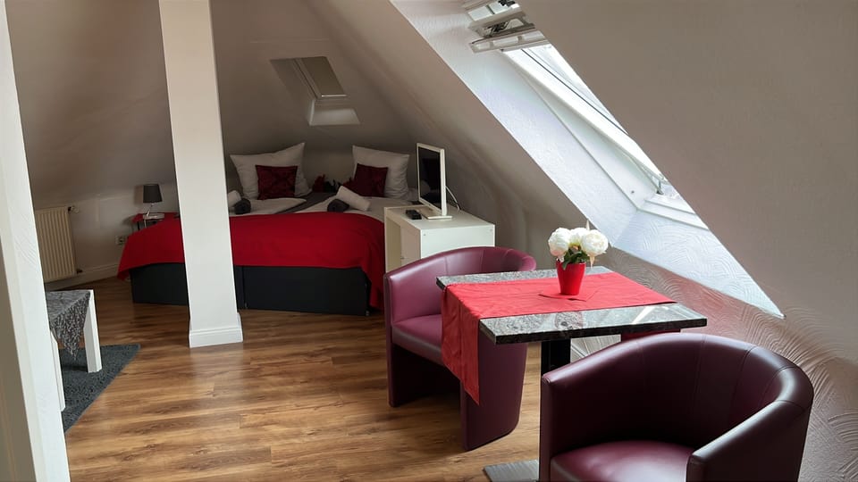 Premium Double Room | Desk, soundproofing, iron/ironing board, free cribs/infant beds