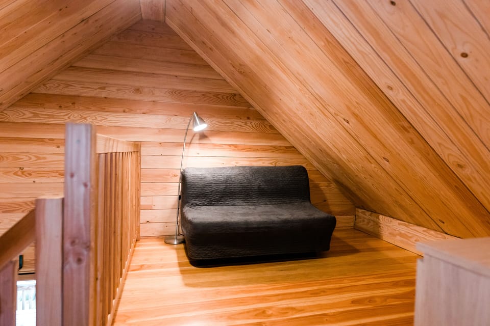 Wooden Chalet | Bed sheets