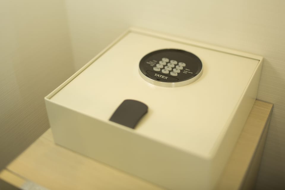 In-room safe, desk, soundproofing, iron/ironing board (on request)