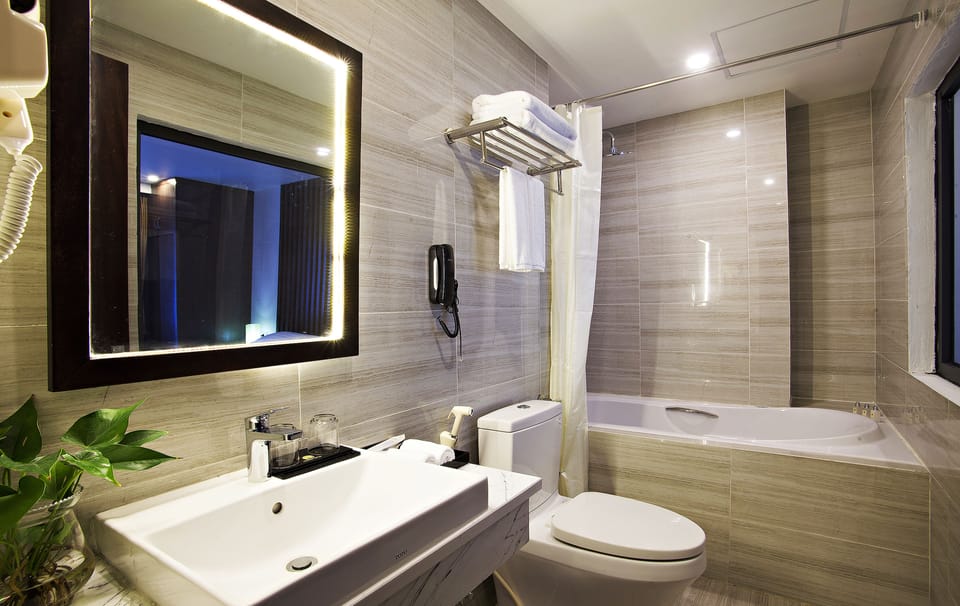 Minibar, in-room safe, desk, soundproofing