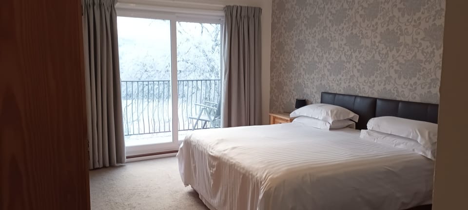 Superior Double Room | Premium bedding, soundproofing, free WiFi, bed sheets