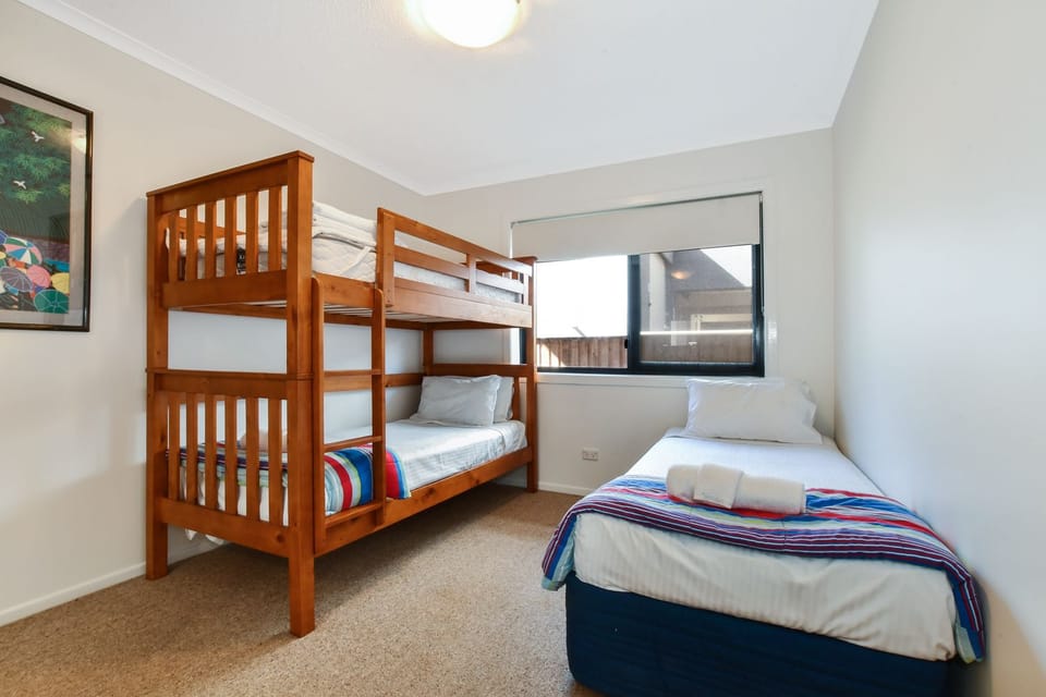 Apt 1 - 3 Bed 2 Bath  | Extra beds