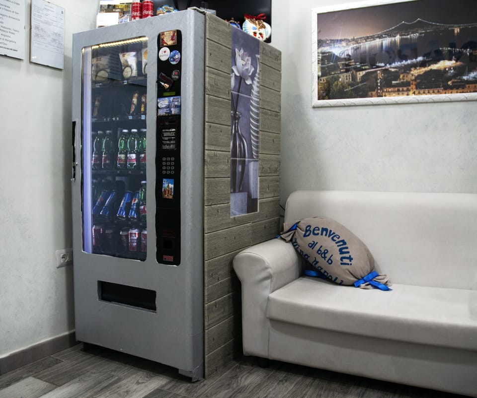 Vending machine