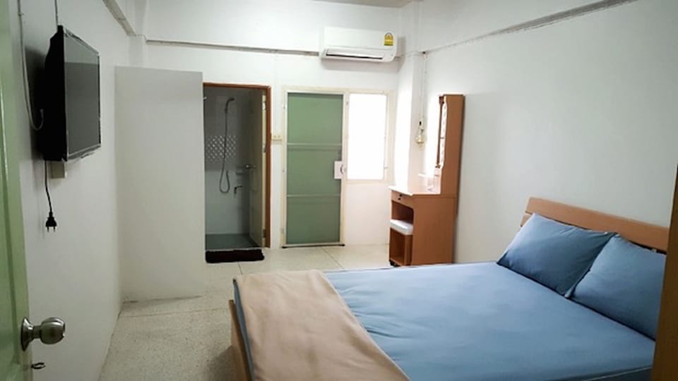Standard Double Room with Air Condition | Free WiFi