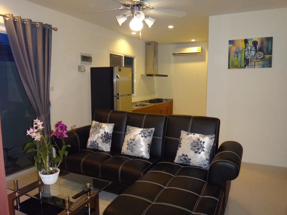 Deluxe Villa, 2 Bedrooms | Living area | LCD TV