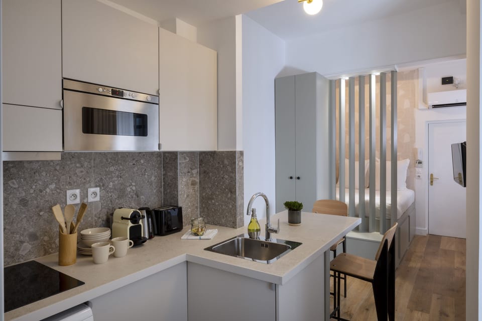 Private kitchenette