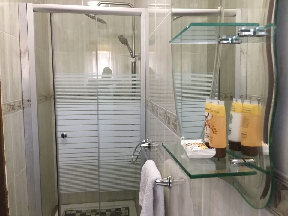Free toiletries, towels
