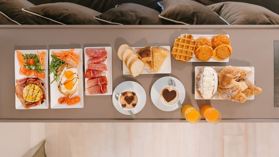 Daily continental breakfast for a fee