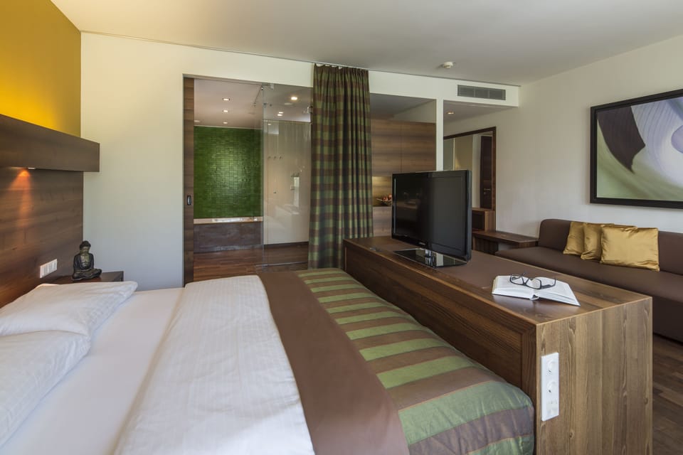 Minibar, in-room safe, desk, blackout drapes