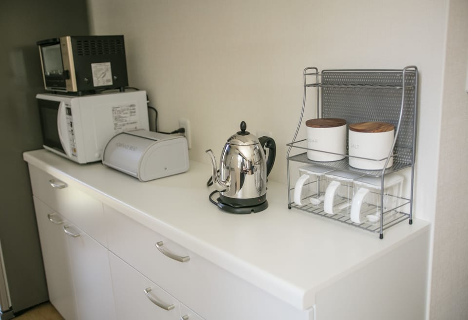 5 Bedroom Private Vacation House | Private kitchenette | Full-size fridge, microwave, stovetop, toaster