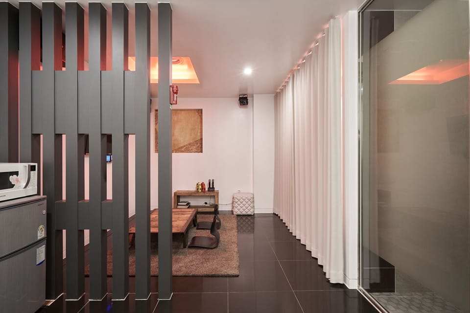 Room (Event) | Premium bedding, desk, blackout drapes, free WiFi
