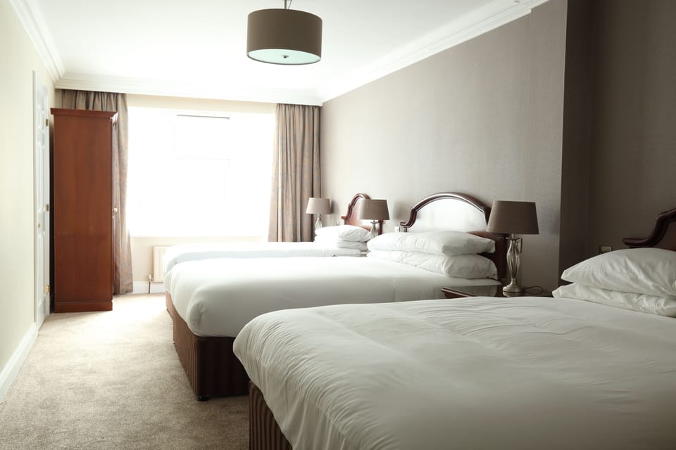 Free WiFi, bed sheets