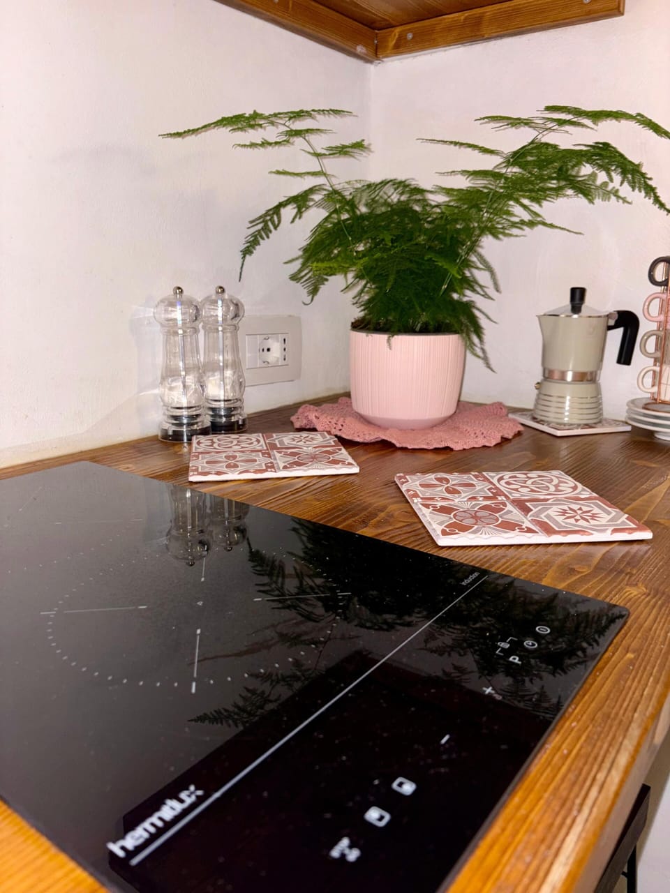 Luxury Studio Suite, 1 Queen Bed, Non Smoking, Private Bathroom | Private kitchen | Espresso maker, coffee/tea maker, fridge, microwave
