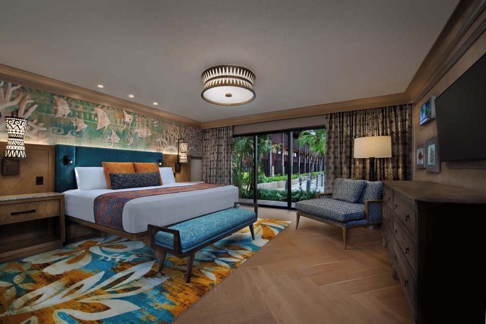 Honeymoon Room - Club Level | Hypo-allergenic bedding, in-room safe, desk, iron/ironing board