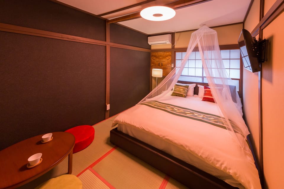 Standard Double Room A2 | In-room safe, desk, free WiFi, bed sheets
