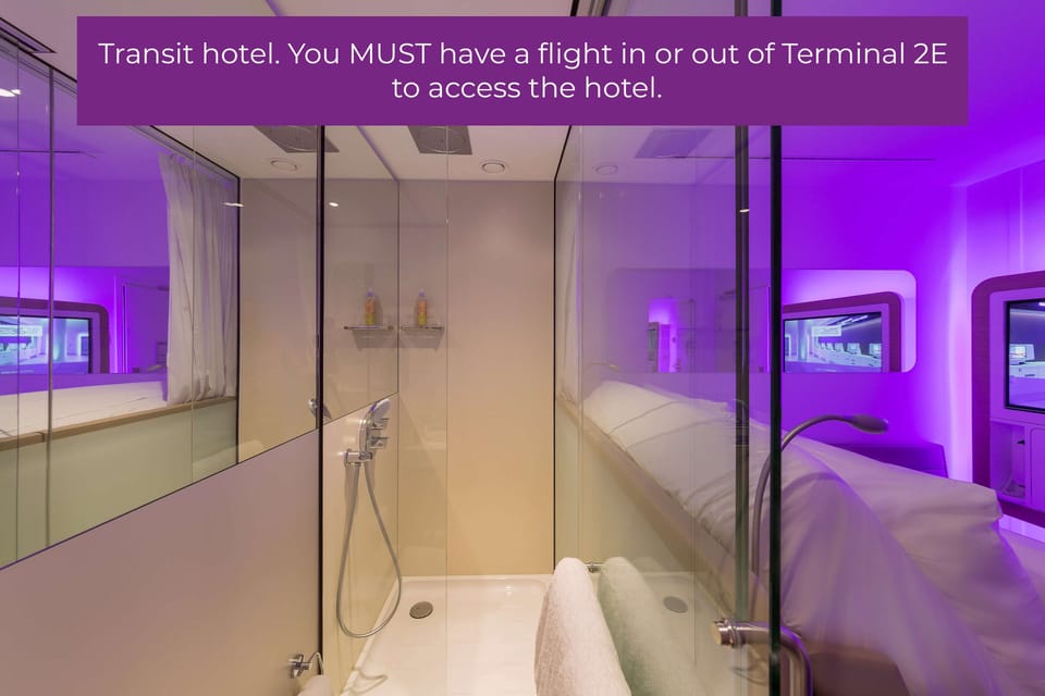 Family Room | Bathroom | Shower, rainfall showerhead, free toiletries, hair dryer