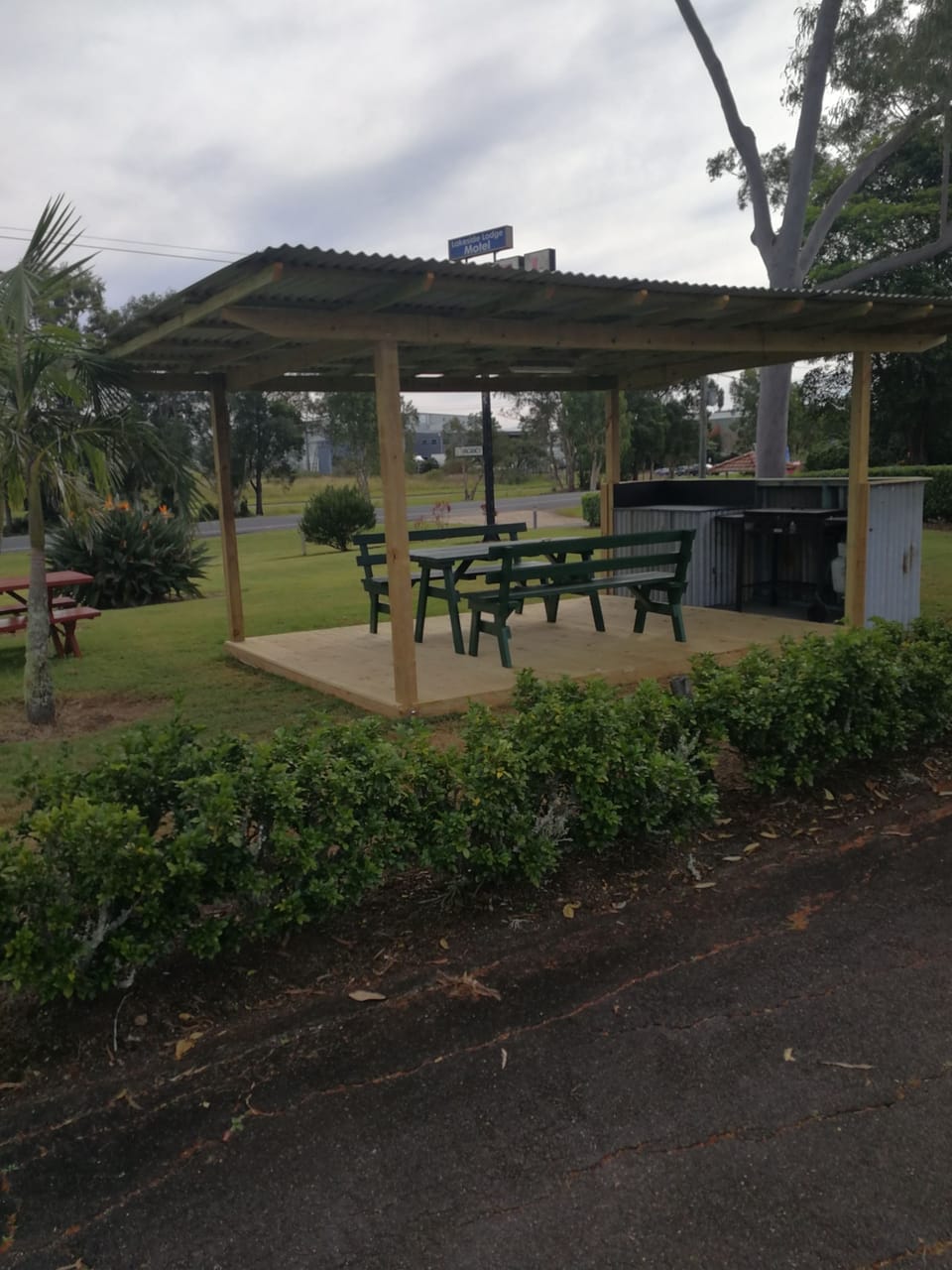 Lakeside Lodge Motel Hotel in Lismore