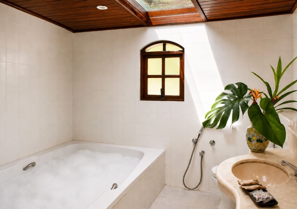 Bungalow, Multiple Beds | Minibar, blackout drapes, bed sheets