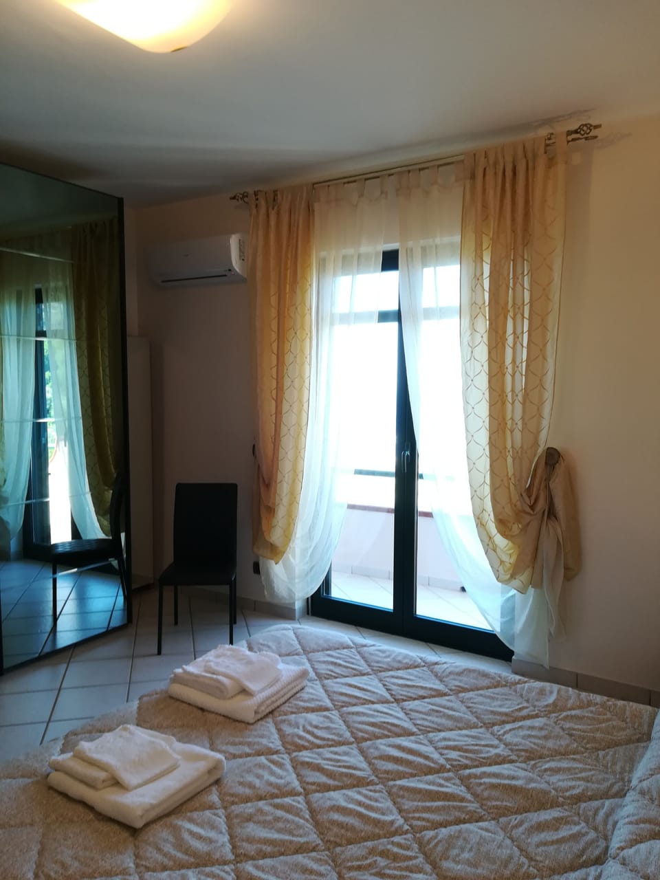 Deluxe Double Room, Ensuite | Premium bedding, down comforters, desk, soundproofing