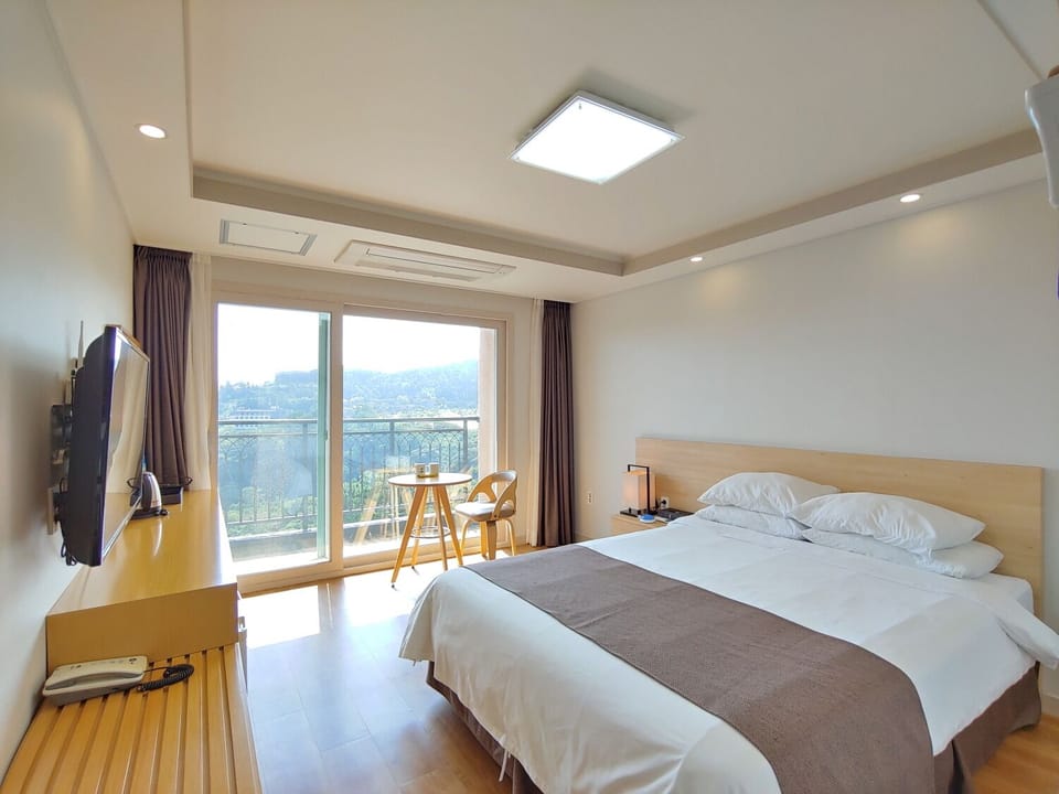 Standard Room | Blackout drapes, free WiFi