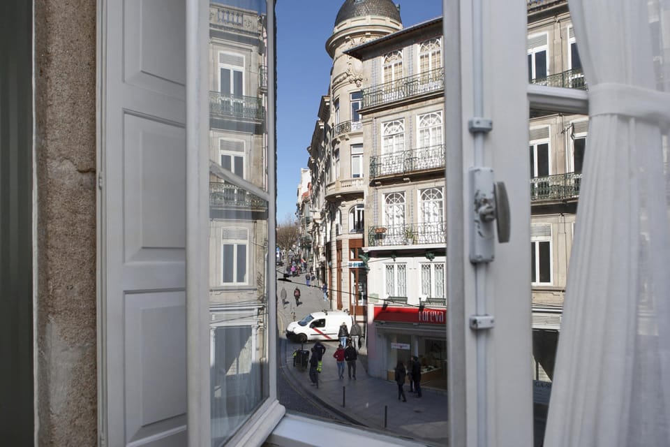 YOUROPO - Clérigos Hotel in Porto
