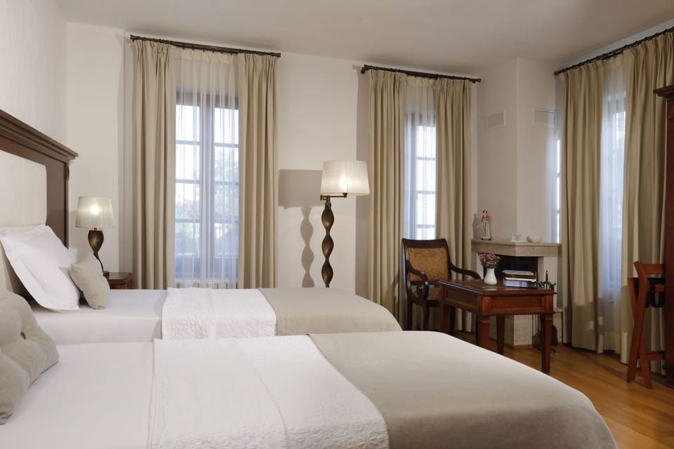 Deluxe Double or Twin Room | Premium bedding, minibar, in-room safe, soundproofing