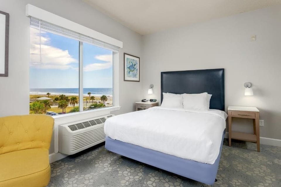 Ocean View Studio (Partial View) | Iron/ironing board, free WiFi, bed sheets