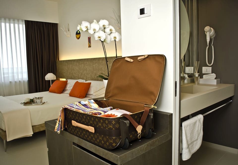 Comfort Room | Minibar, in-room safe, soundproofing, cribs (free)